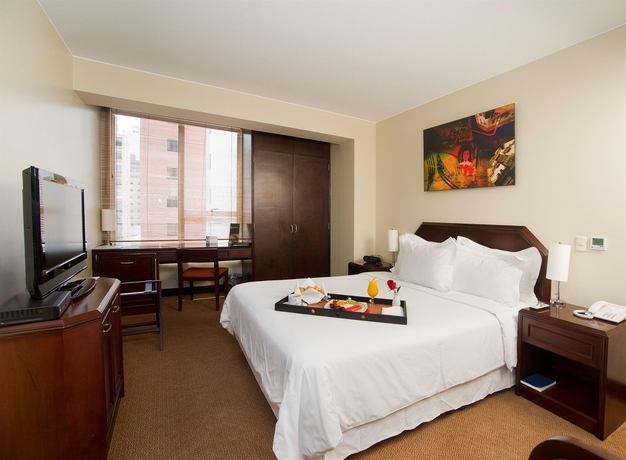 Imagen de la habitación del Hotel Radisson Decapolis Miraflores. Foto 6