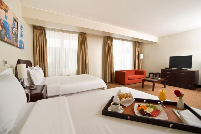 Imagen de la habitación del Hotel Radisson Decapolis Miraflores. Foto 10