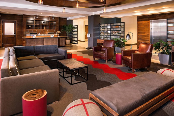 Imagen de los interiores del Hotel Radisson Detroit Metro Airport. Foto 9