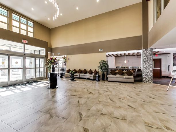 Imagen de los interiores del Hotel Radisson Edmonton Airport. Foto 19