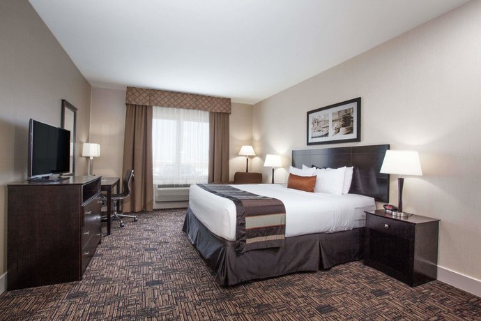 Imagen de la habitación del Hotel Radisson Edmonton Airport. Foto 12