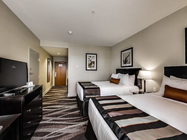 Imagen de la habitación del Hotel Radisson Edmonton Airport. Foto 14