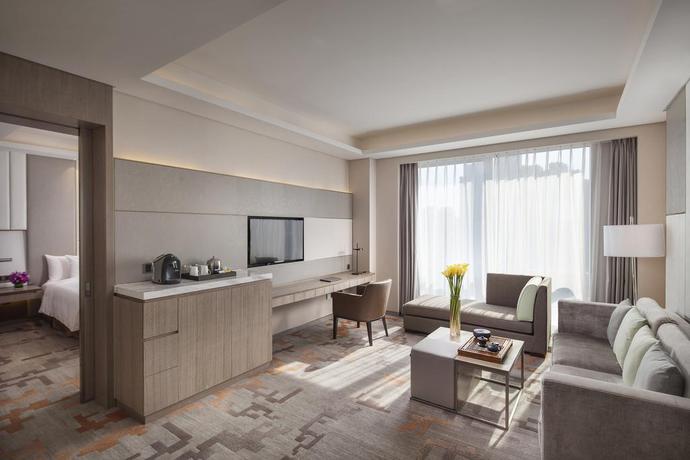 Imagen de la habitación del Hotel Radisson Exhibition Center Shanghai. Foto 5