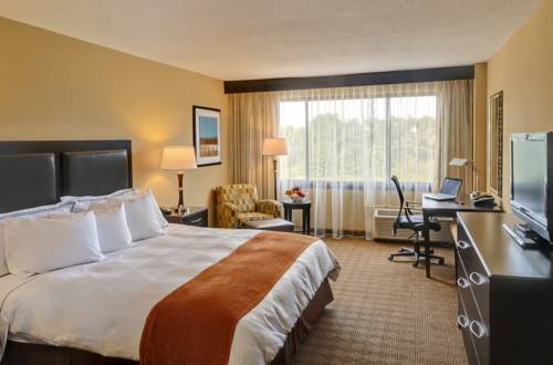 Imagen de la habitación del Hotel Radisson Freehold. Foto 7