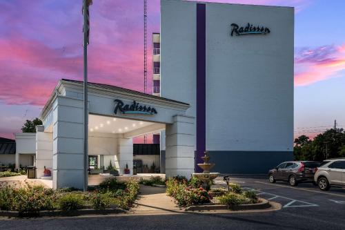 Imagen general del Hotel Radisson Grand Rapids Riverfront. Foto 11