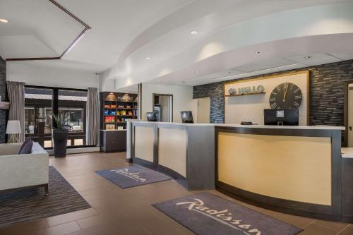 Imagen de los interiores del Hotel Radisson Grand Rapids Riverfront. Foto 20