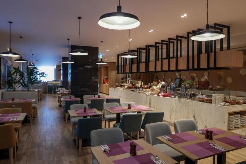 Imagen general del Hotel Radisson Hotel And Residence Riyadh Olaya. Foto 1