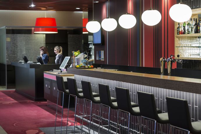 Imagen de los interiores del Hotel Radisson Hotel Brussels Centre Midi. Foto 17