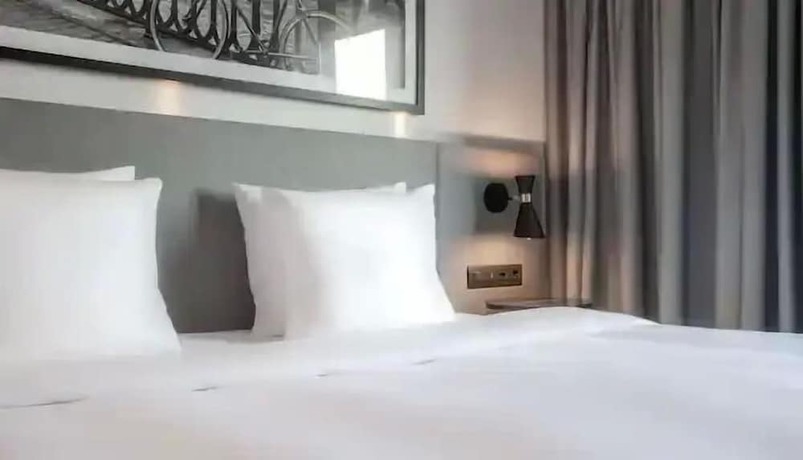 Imagen de la habitación del Hotel Radisson Hotel Nola Naples. Foto 11