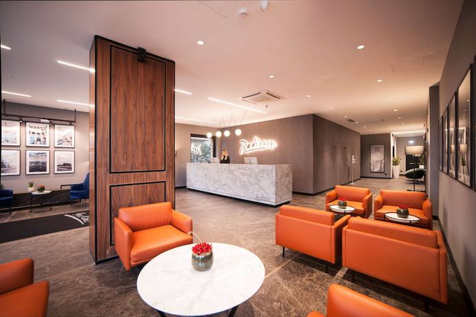 Imagen de los interiores del Hotel Radisson Hotel Nola Naples. Foto 17