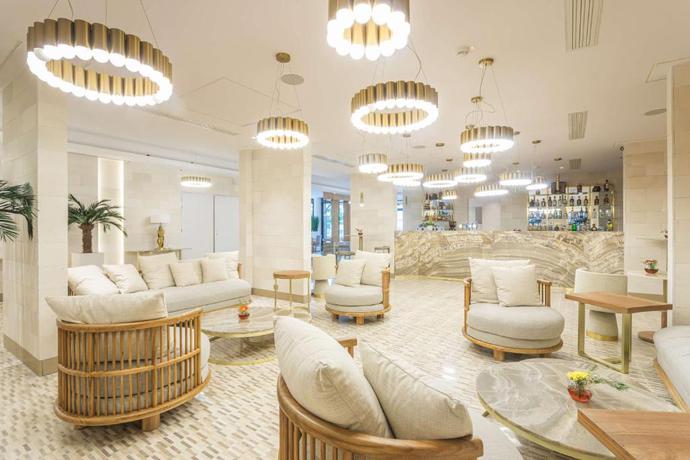 Imagen general del Hotel Radisson Hotel Saint Denis. Foto 4