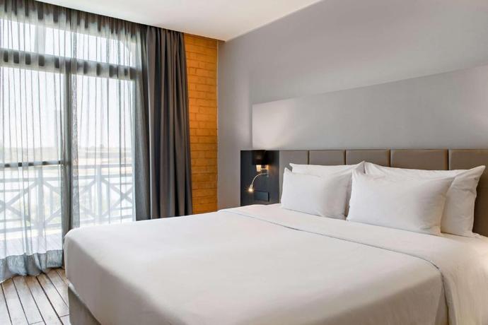 Imagen de la habitación del Hotel Radisson Hotel Tamboho Waterfront Antananarivo. Foto 6