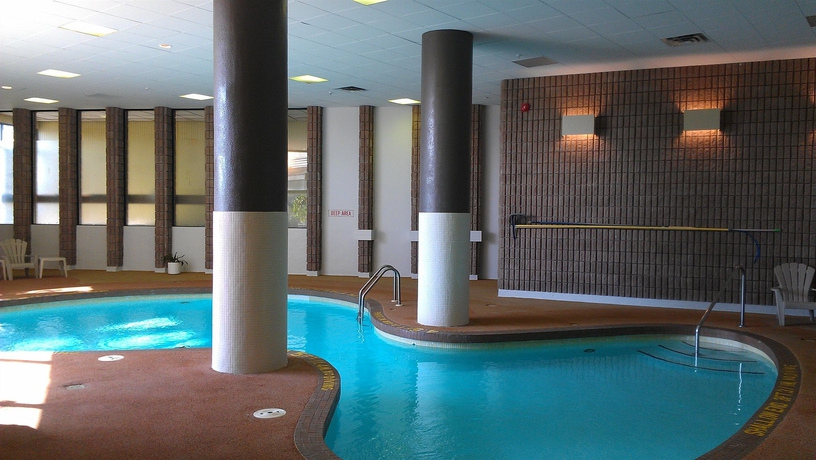 Imagen de la piscina del Hotel Radisson Hotel Toronto East. Foto 16
