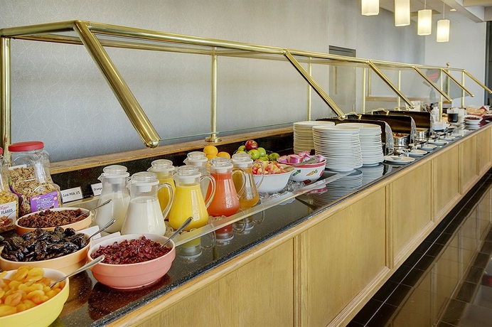 Imagen del bar/restaurante del Hotel Radisson Hotel Toronto East. Foto 2