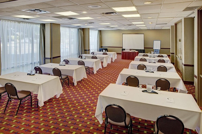 Imagen de los interiores del Hotel Radisson Hotel Toronto East. Foto 13