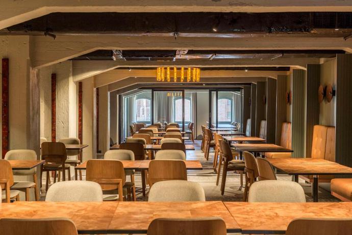 Imagen del bar/restaurante del Hotel Radisson Hotel & Apartments Gdansk. Foto 2