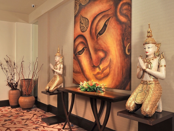 Imagen de los interiores del Hotel Radisson Hyderabad Hitec City. Foto 8