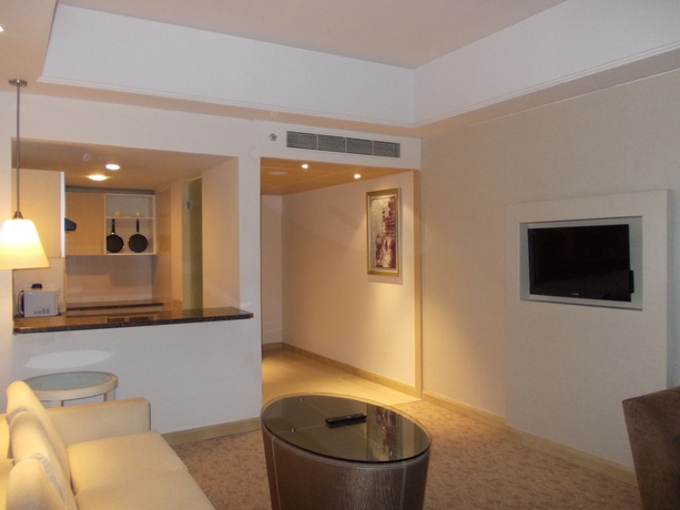 Imagen de la habitación del Hotel Radisson Hyderabad Hitec City. Foto 5