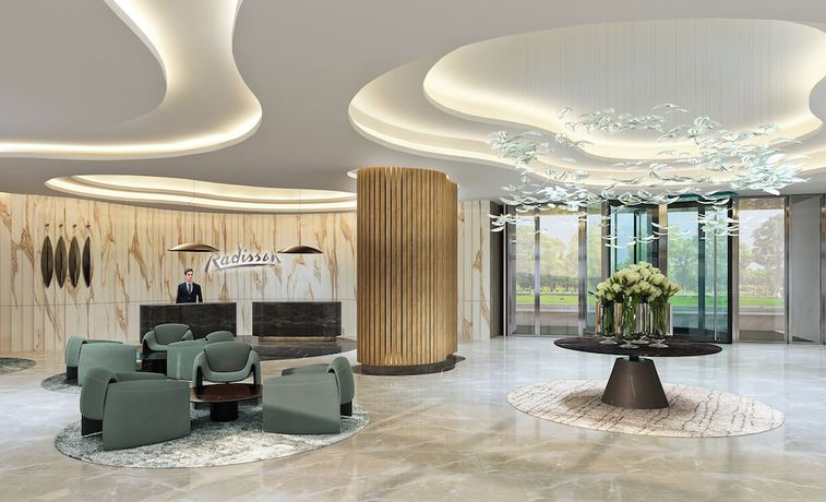 Imagen de los interiores del Hotel Radisson Istanbul Merter. Foto 17