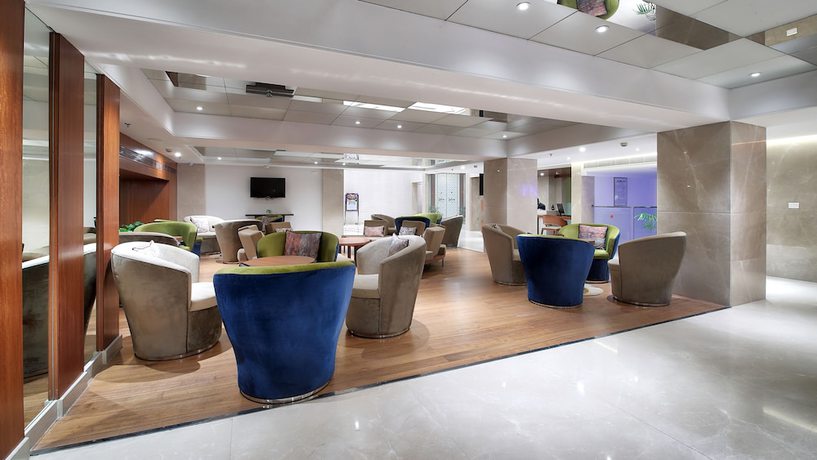 Imagen de los interiores del Hotel Radisson Jaipur City Center. Foto 19