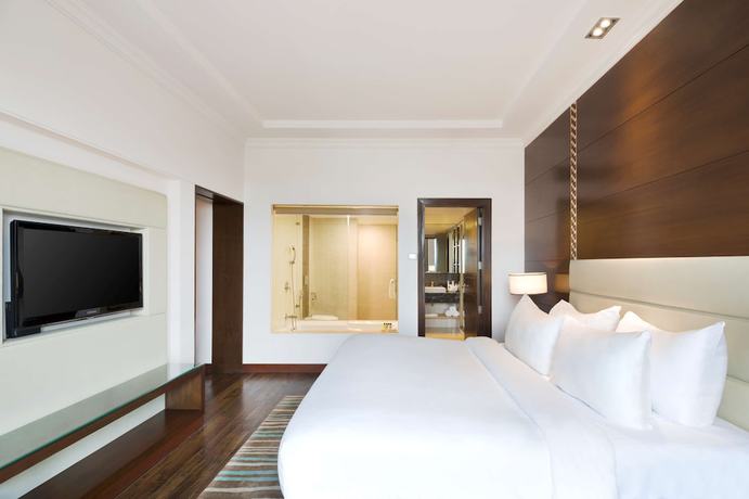 Imagen de la habitación del Hotel Radisson Jaipur City Center. Foto 10