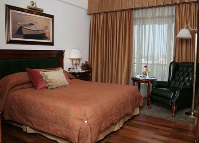 Imagen de la habitación del Hotel Radisson Jalandhar. Foto 11
