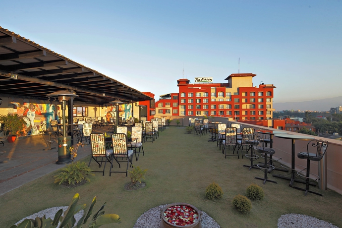 Imagen del bar/restaurante del Hotel Radisson Kathmandu. Foto 3