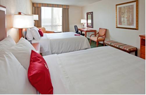 Imagen de la habitación del Hotel Radisson Lenexa Overland Park. Foto 10