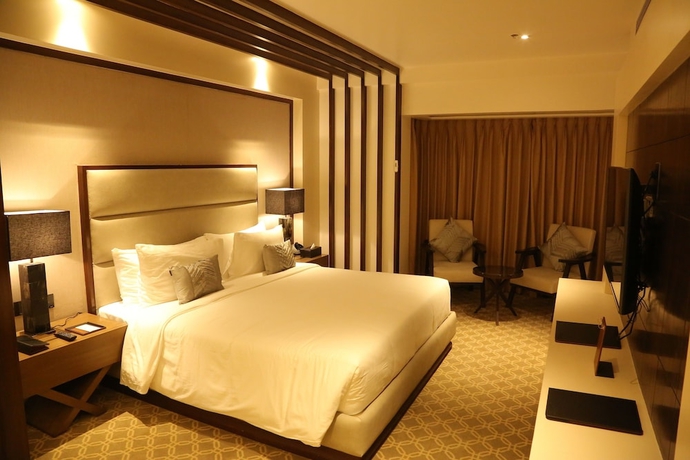 Imagen de la habitación del Hotel Radisson Lucknow City Center. Foto 15