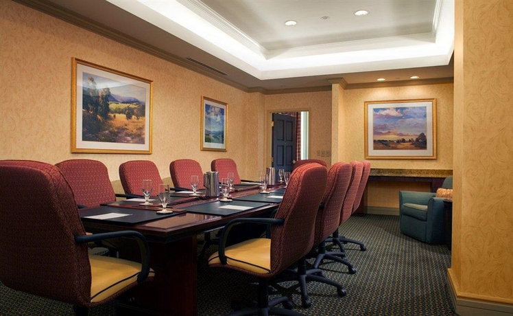 Imagen de los interiores del Hotel Radisson Memphis University. Foto 14