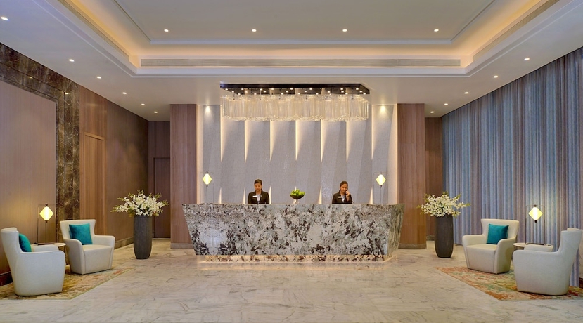 Imagen de los interiores del Hotel Radisson Mumbai Andheri Midc. Foto 14