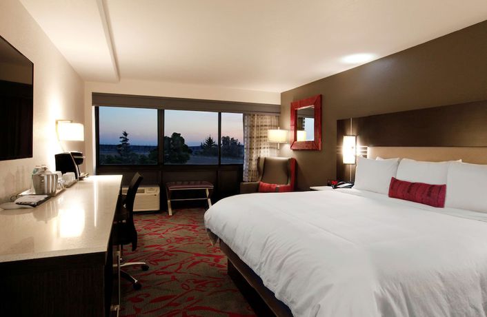 Imagen de la habitación del Hotel Radisson Oakland Airport. Foto 4