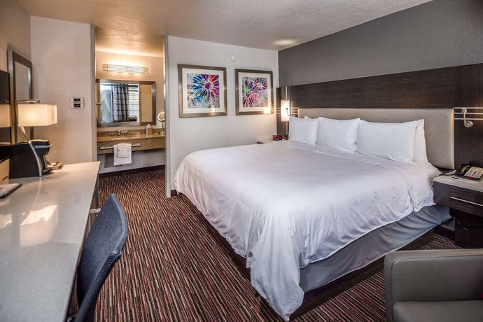 Imagen de la habitación del Hotel Radisson Oakland Airport. Foto 5