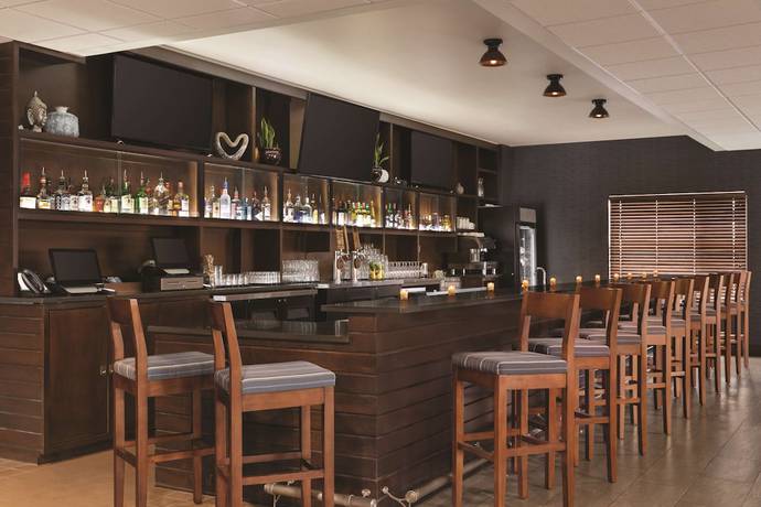 Imagen del bar/restaurante del Hotel Radisson Oklahoma City Airport. Foto 4