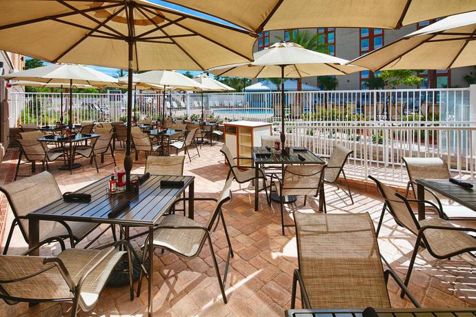 Imagen general del Hotel Radisson Orlando Lake Buena Vista South. Foto 9