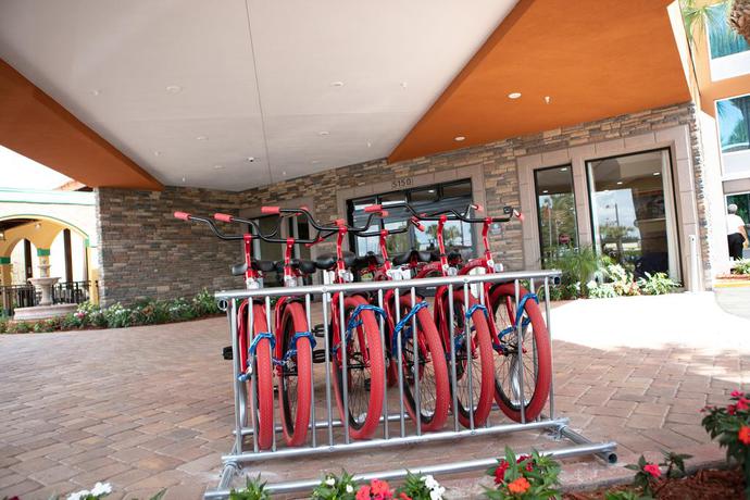 Imagen general del Hotel Radisson Orlando Lake Buena Vista South. Foto 14