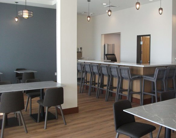 Imagen del bar/restaurante del Hotel Radisson Pendleton Airport. Foto 2