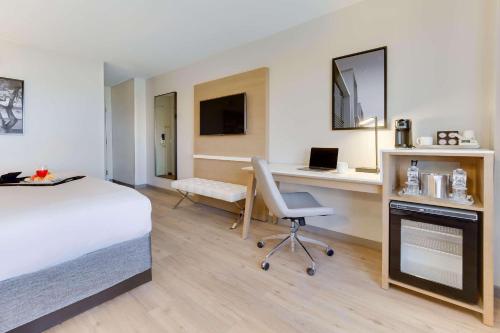 Imagen de la habitación del Hotel Radisson Phoenix Airport. Foto 17