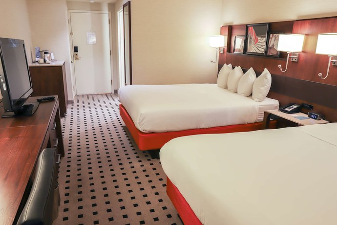 Imagen de la habitación del Hotel Radisson Plaza At Kalamazoo Center. Foto 4