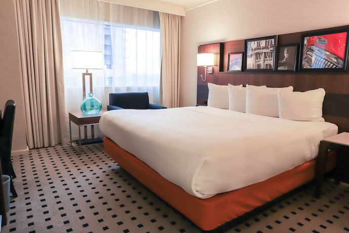 Imagen de la habitación del Hotel Radisson Plaza At Kalamazoo Center. Foto 11