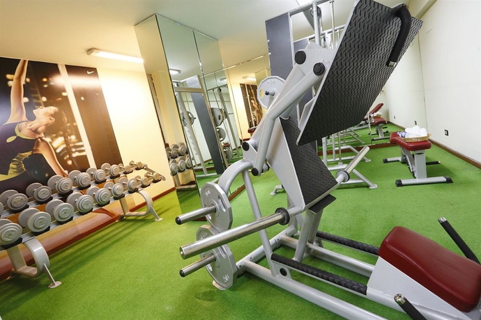 Imagen de los interiores del Hotel Radisson Plaza Del Bosque. Foto 16