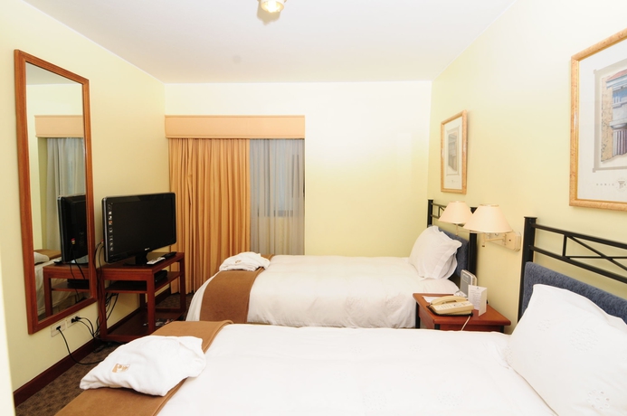 Imagen de la habitación del Hotel Radisson Plaza Del Bosque. Foto 12