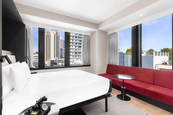 Imagen de la habitación del Hotel Radisson RED Auckland. Foto 3