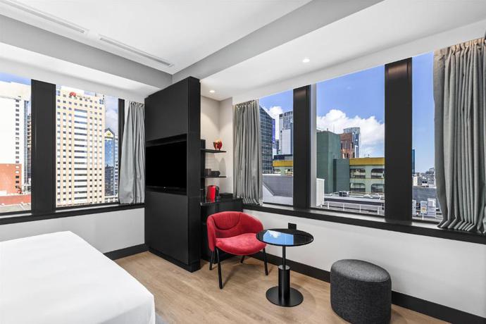 Imagen de la habitación del Hotel Radisson RED Auckland. Foto 5