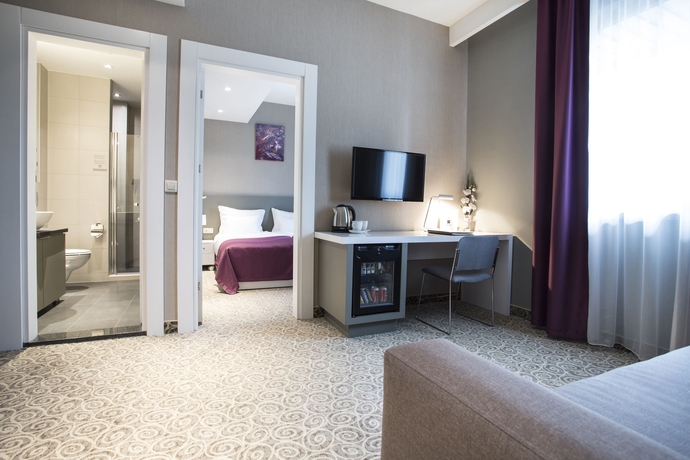 Imagen de la habitación del Hotel Radisson RED Belgrade. Foto 5