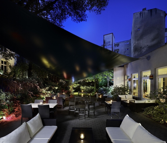 Imagen de los exteriores del Hotel Radisson RED Berlin Kudamm. Foto 10