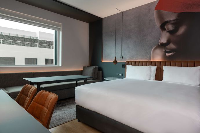 Imagen de la habitación del Hotel Radisson RED Hotel, Johannesburg Rosebank. Foto 10