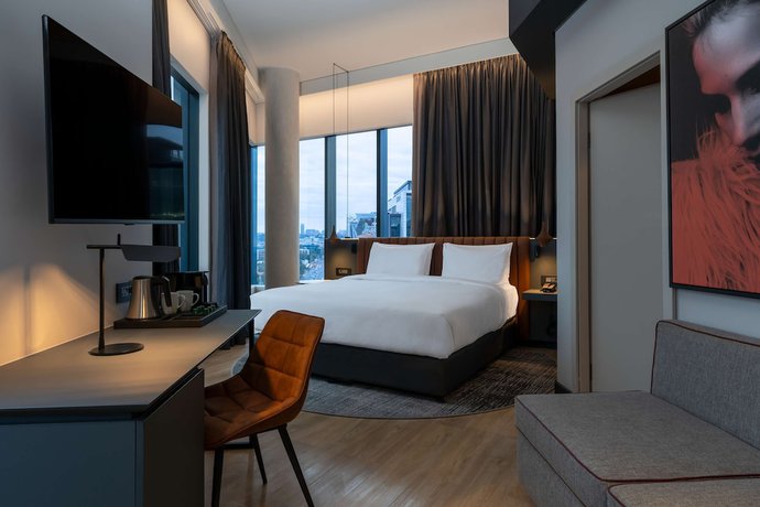 Imagen de la habitación del Hotel Radisson RED Hotel, Johannesburg Rosebank. Foto 16