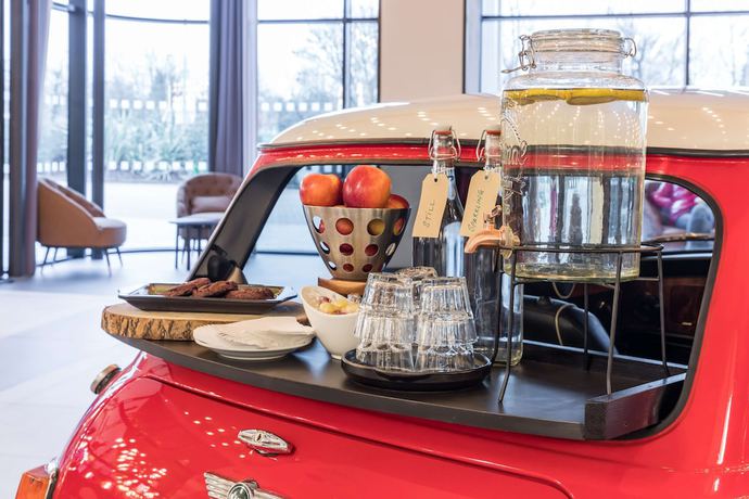 Imagen de los interiores del Hotel Radisson RED Hotel London Heathrow. Foto 20