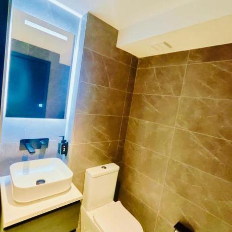 Imagen general del Hotel Radisson RED London Gatwick Airport. Foto 6